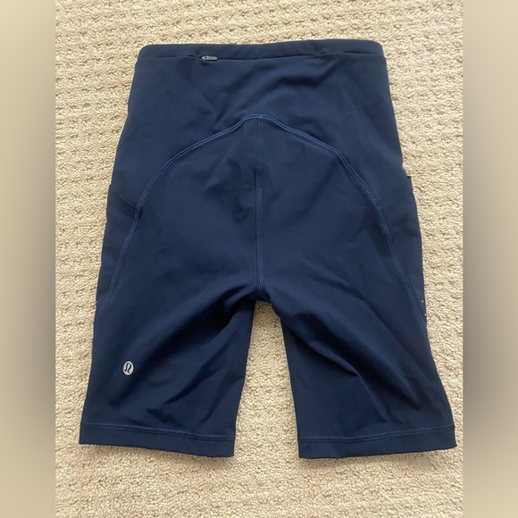 Lululemon biker shorts - Picture 2 of 3